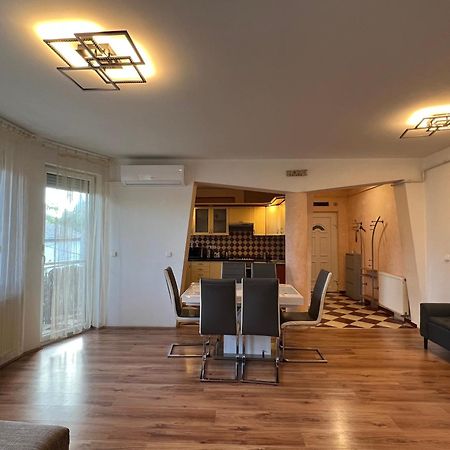 Kristaly Apartman Szeged Exteriör bild