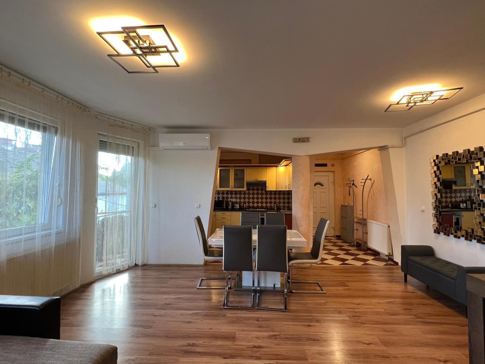 Kristaly Apartman Szeged Exteriör bild