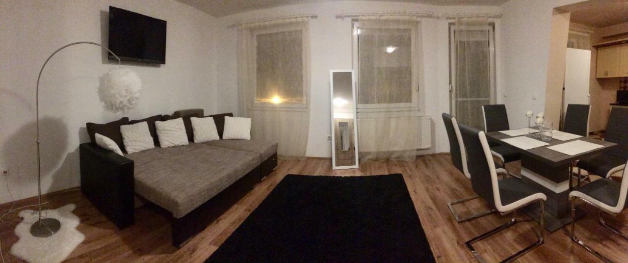 Kristaly Apartman Szeged Exteriör bild
