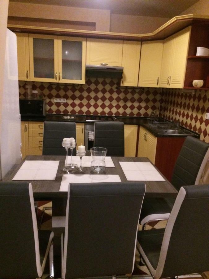 Kristaly Apartman Szeged Exteriör bild